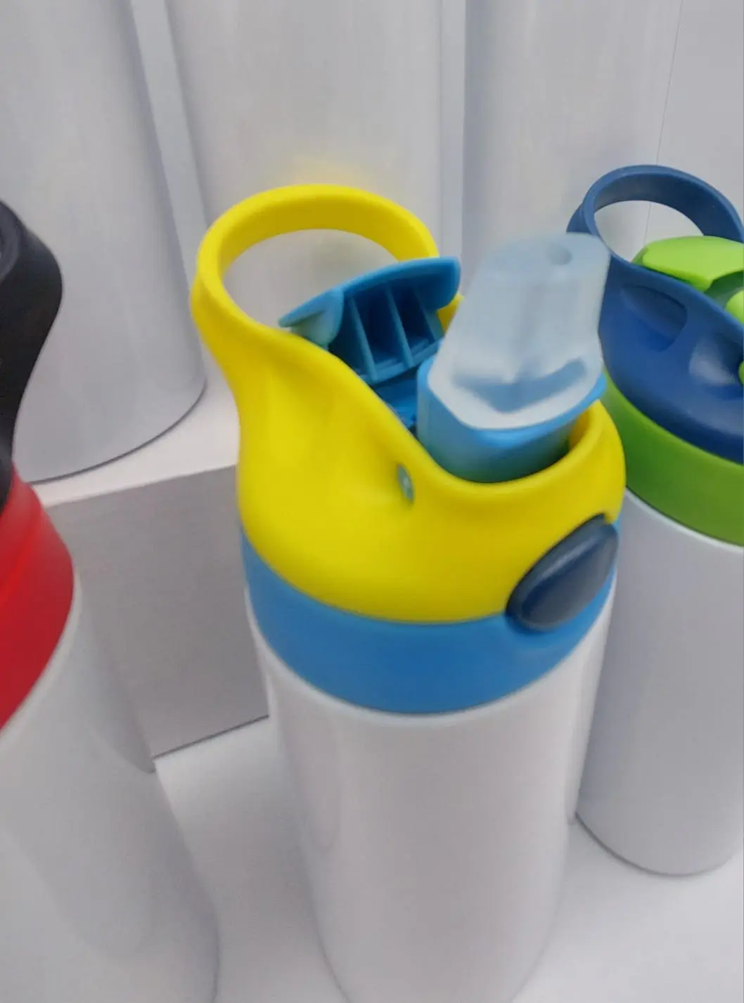 Sublimation Blanks : 12oz (354mls) Kids 2-Toned Colour Lids Straight Tumbler