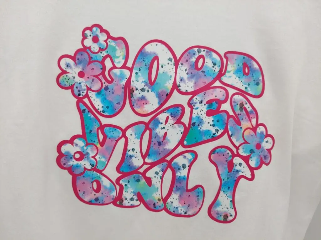 PatterenedHTV2 Patterned Voila HTV & Adhesive Vinyl