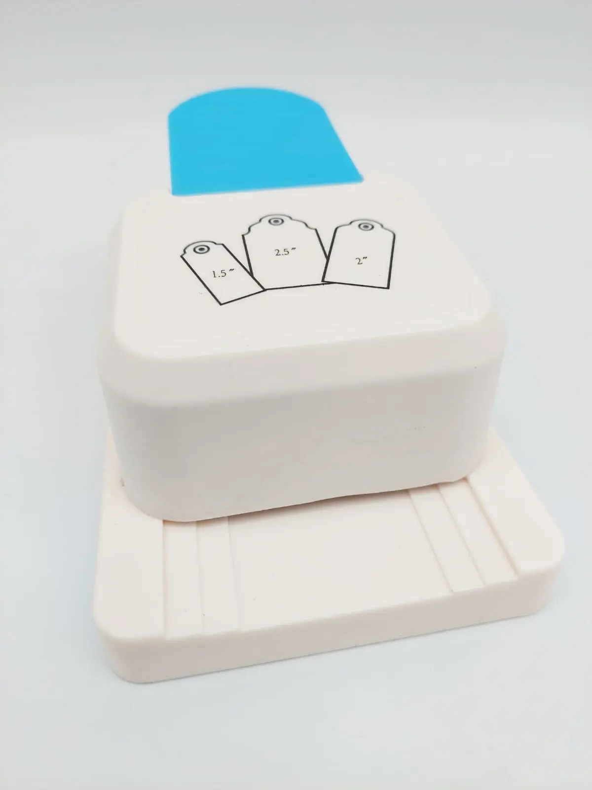 IMG-20230504-WA0038 Arts & Crafts : 3 In 1 Tab Punch (Curved)