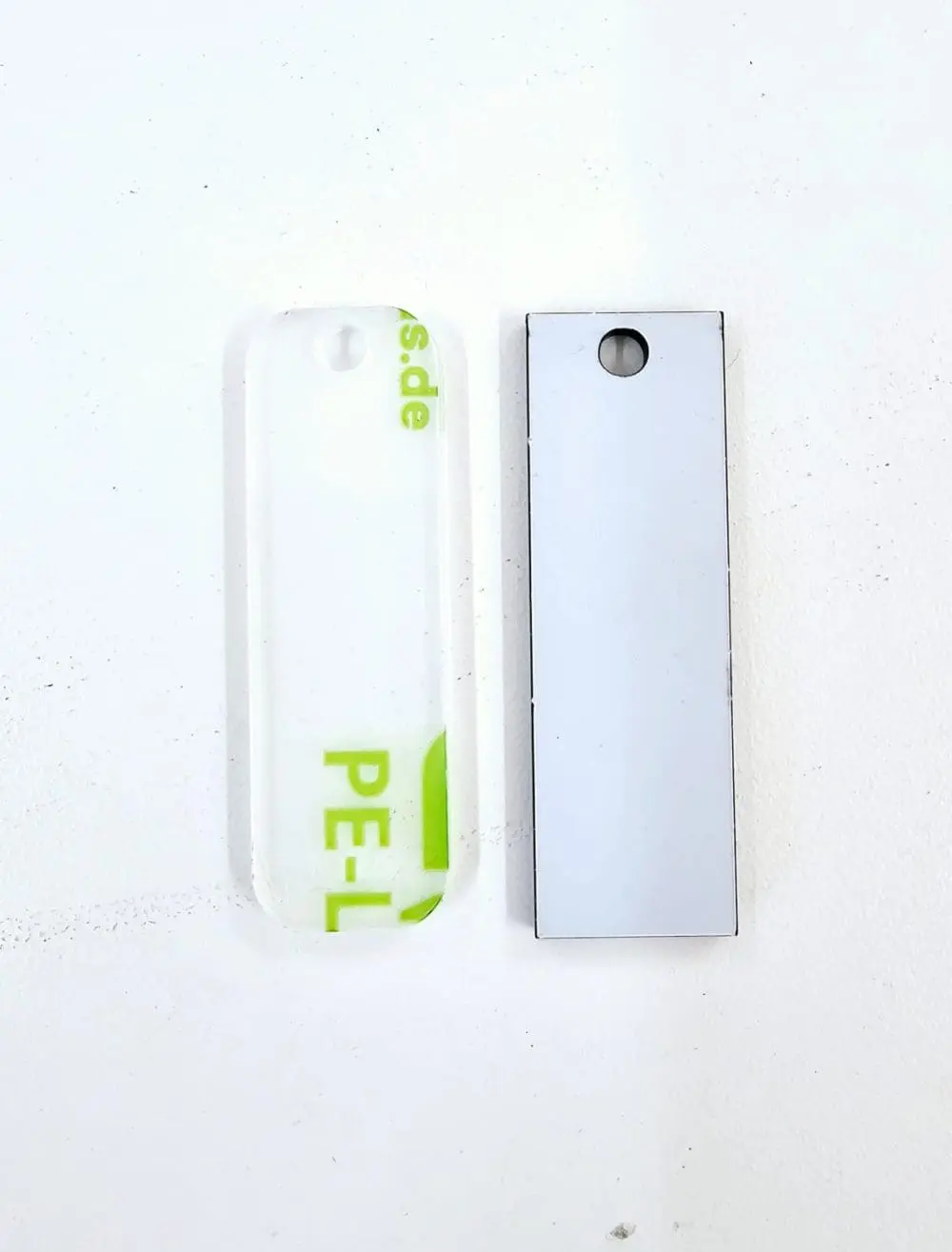 Tag1_2 Acrylic Shapes : CLEAR Tag (number plate) Keychain, Square or Round (1.5, 2, 3 & 5mm)