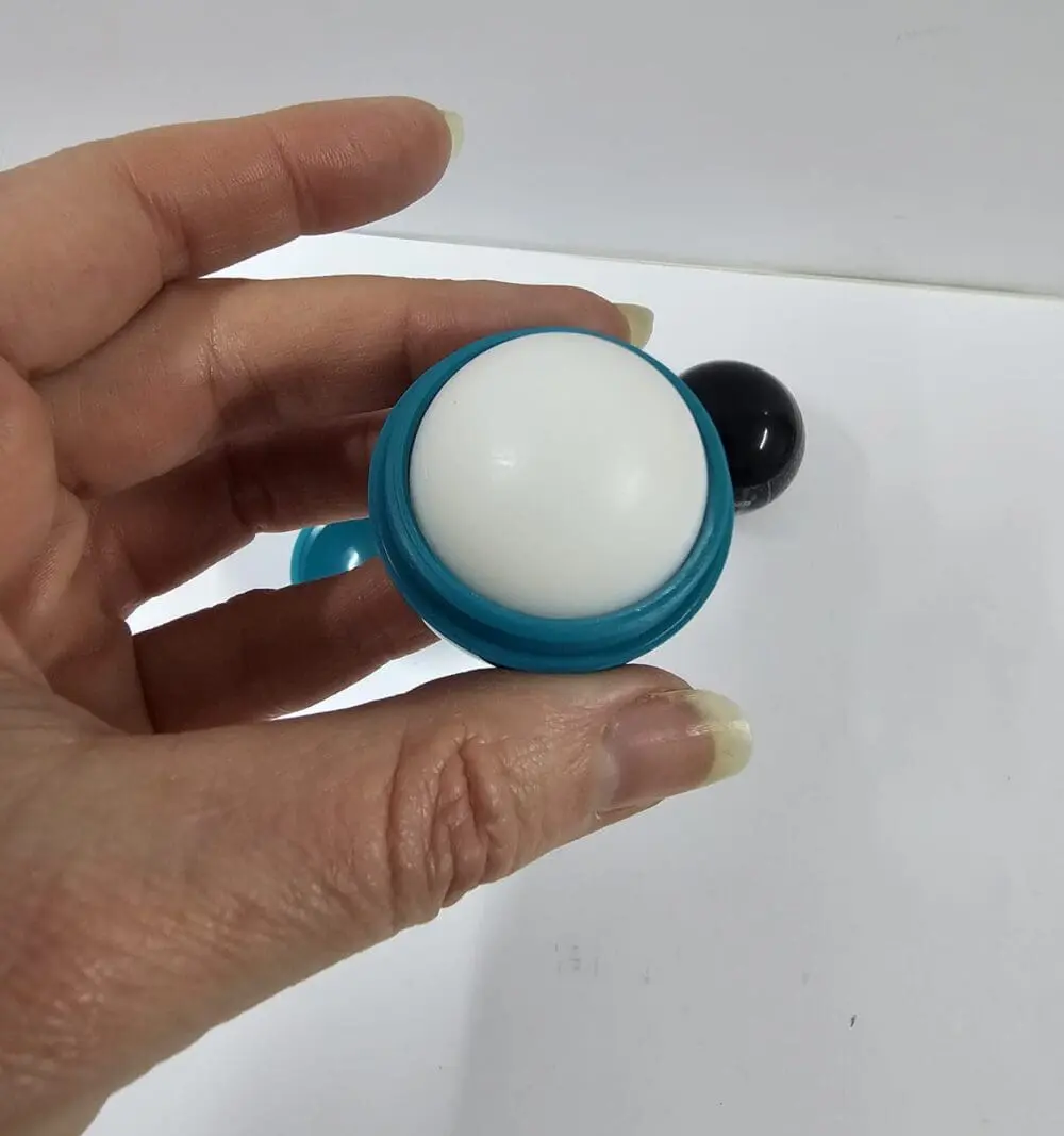 Vinyl & UV Stickers : Round Coloured Lip Balms (IDEA-5273)