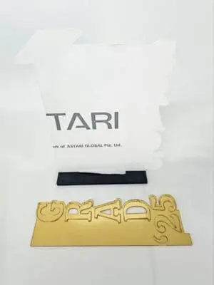 Laser Acrylic Blanks : DIY Blank Clear 3mm Acrylic Graduation with Grad Year in Gold Mirror, Mortarboard (Hat) + Black Tassel & 6mm Black Melamine Stand (Option 3)