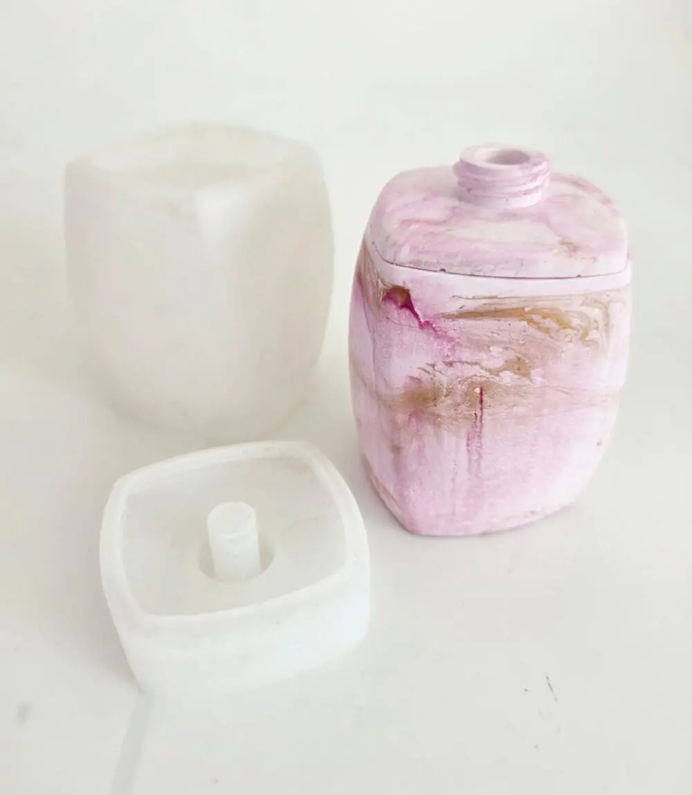 LongTwisted_SLD_02_f Silicone Mould : Long Twisted Soap & Lotion Dispenser or Diffusor Silicone (SLD_02)