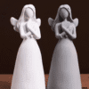 Silicone Mould : Angel Hugging Heart Silicone Mould (AngHRT)