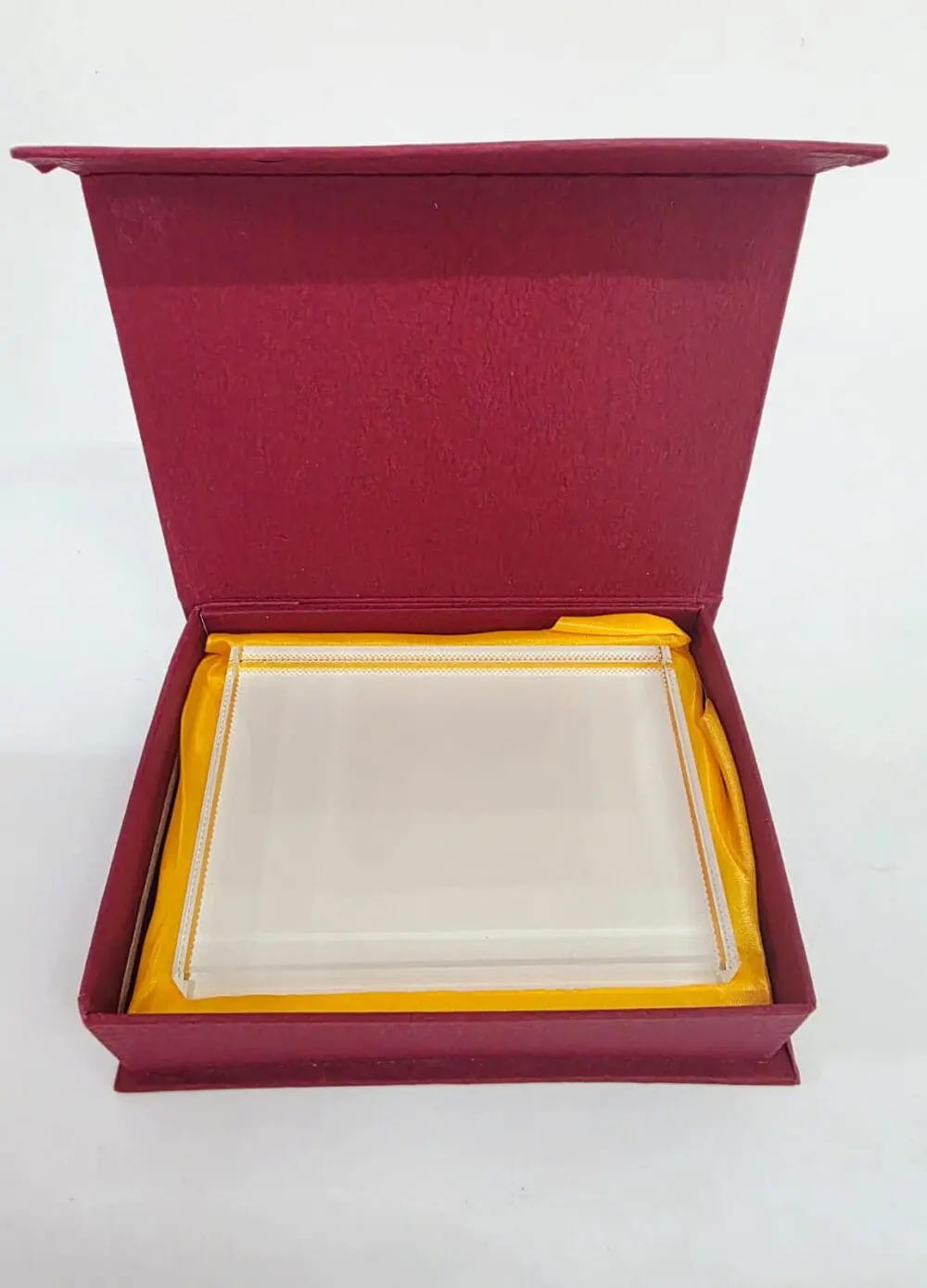 CG3 Sublimation Blanks : 2cm Thick Sublimation Crystal Glass (9 × 13 cm) – Premium Photo Block